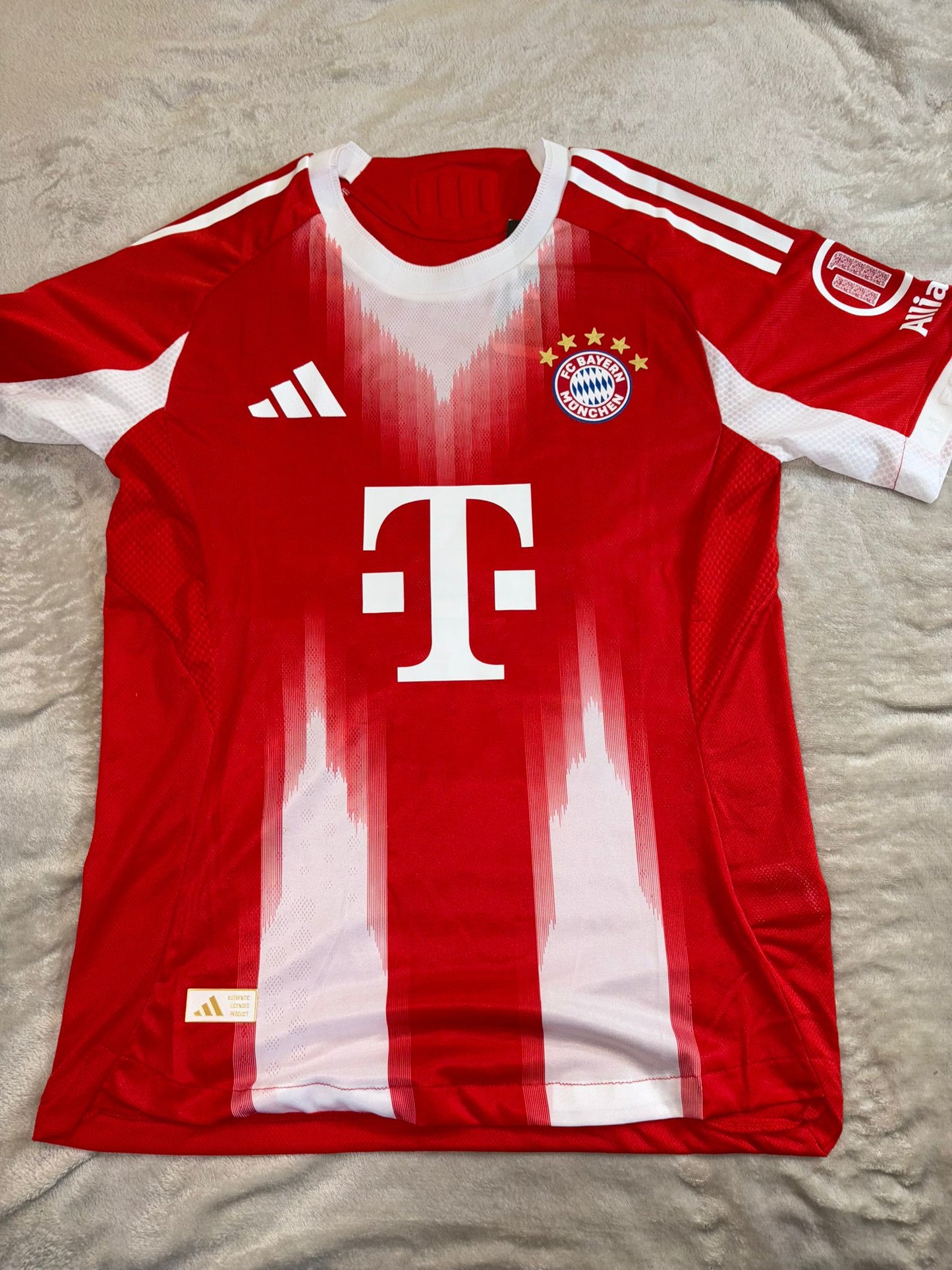 Bayern Maillot Domicile Homme 25/26