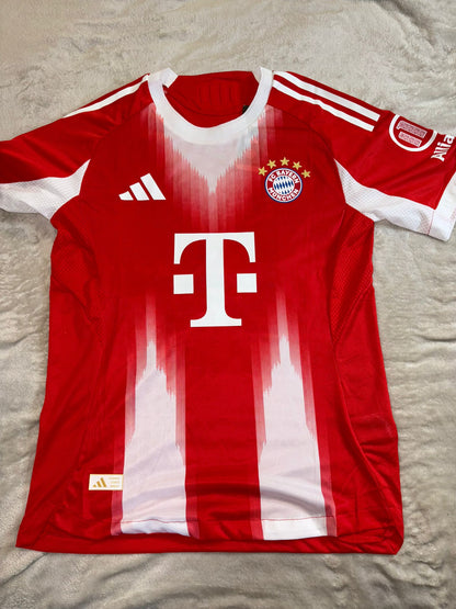 Bayern Maillot Domicile Homme 25/26